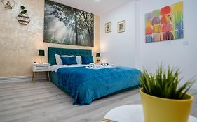 Downtown Old City Center Studio Universitate - Cav8